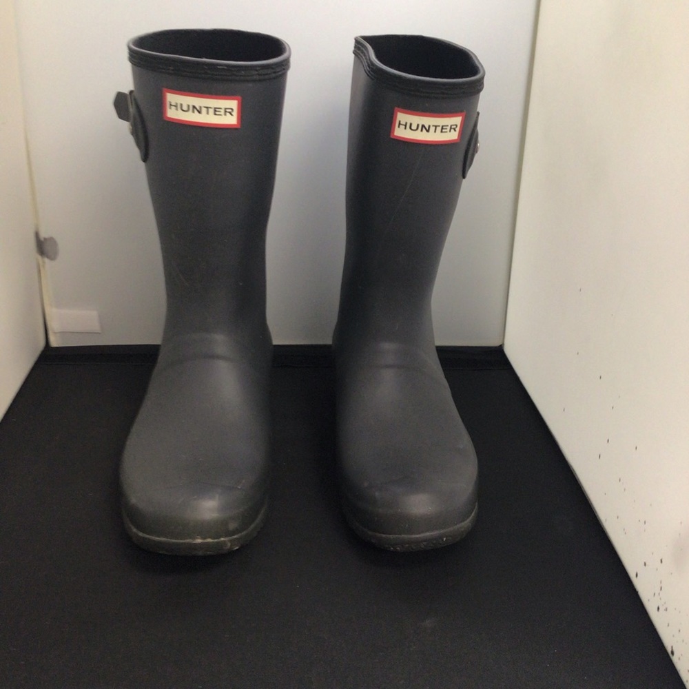 Hunter Black Rain Boots Size 8